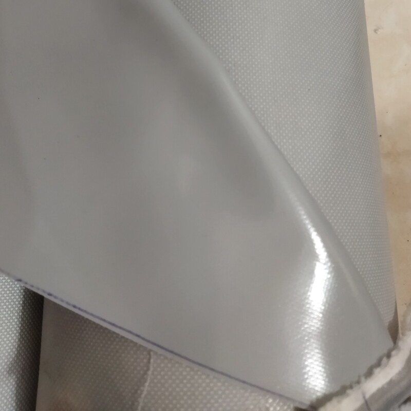 برزنت کانتینری  درجه یک ضد آب رنگ طوسی روشن  وزن بالا  خانه چادر